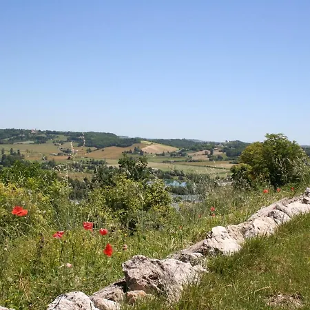Villa Miramont-de-quercy Sleeps 8 Pool Wifi Miramont-de-Quercy