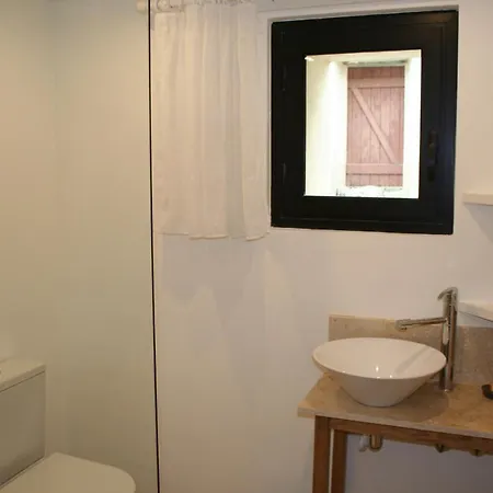 Miramont-de-quercy Sleeps 8 Pool Wifi Villa Miramont-de-Quercy